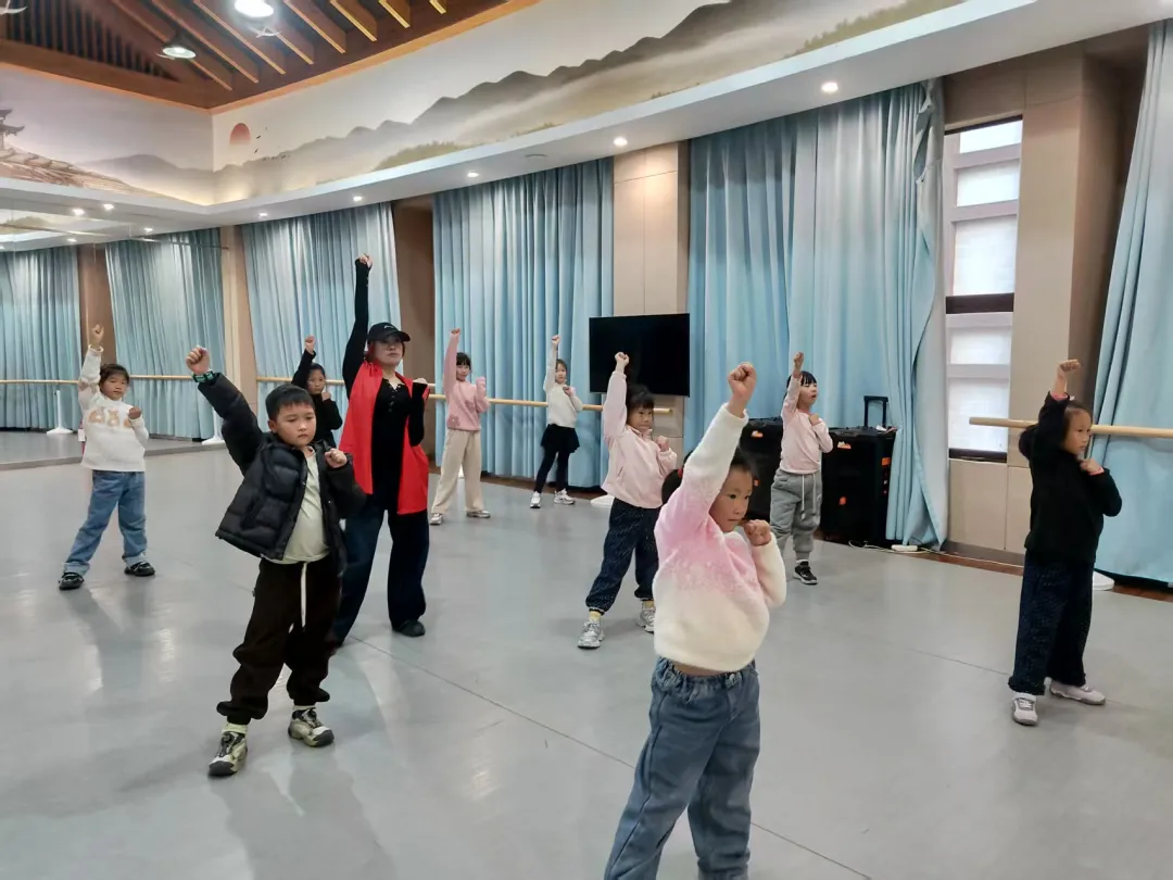 2026年宣恩县文化馆未成年人寒假免费培训班——街舞