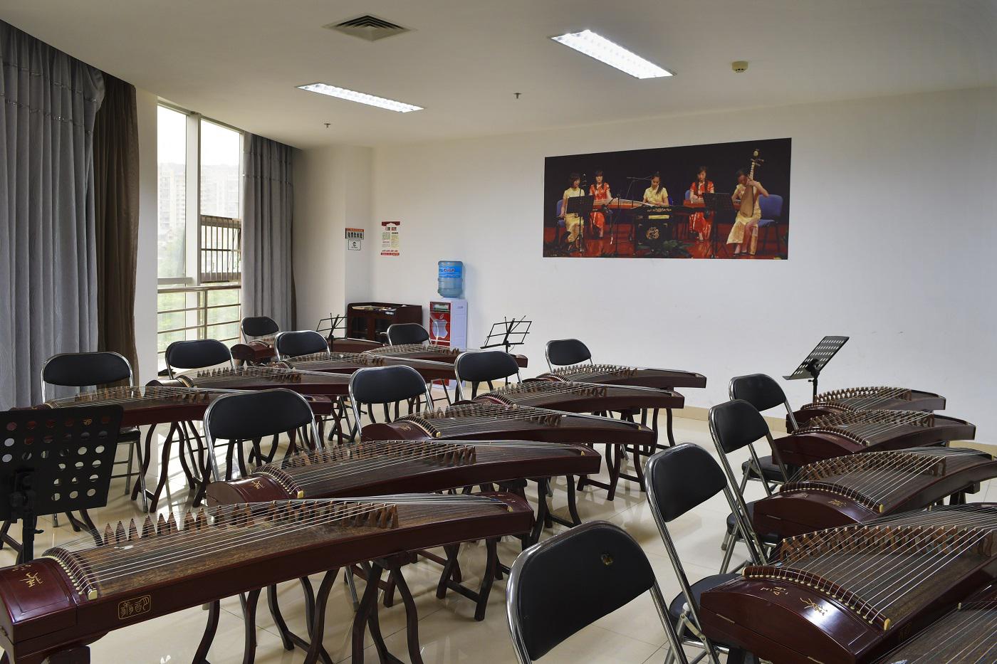利川市文化馆古筝室