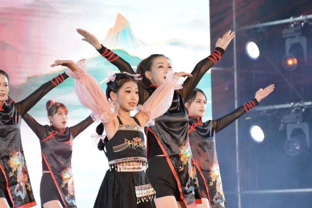 2023年“大利之川·相约四季”本土民歌广场舞大赛颁奖典礼暨2023 年秋冬季广场舞推广活动