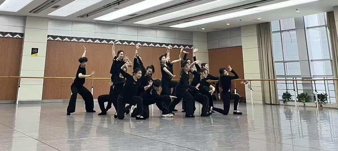 2026年利川市“傩韵乡情·舞动利川” 广场舞培训