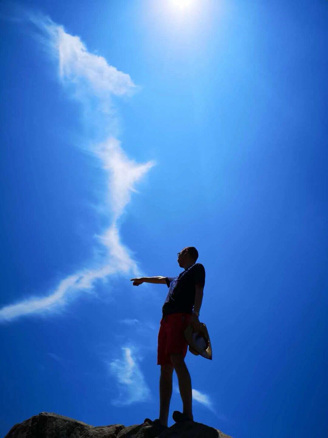 一览众山小-吴琼