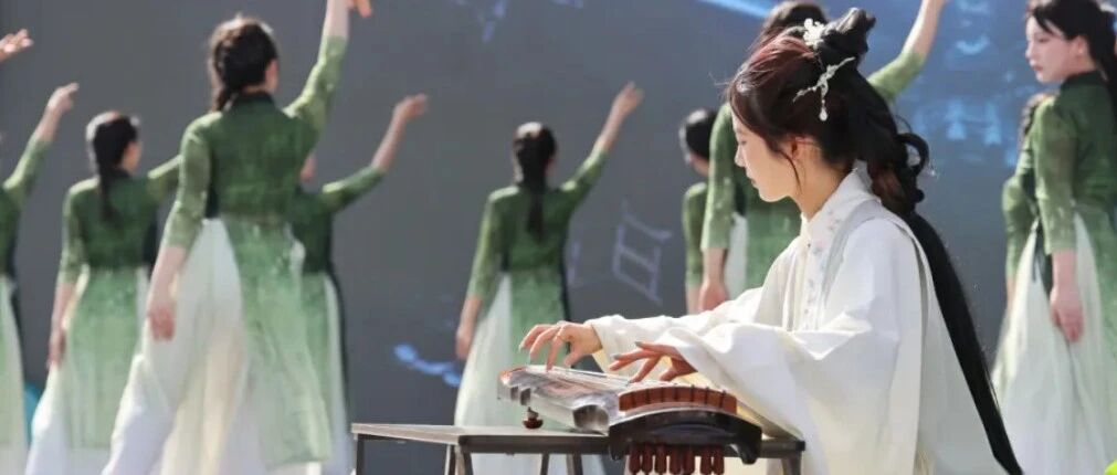 燃动春日！远安人“家门口”的这场“村晚”太暖啦！