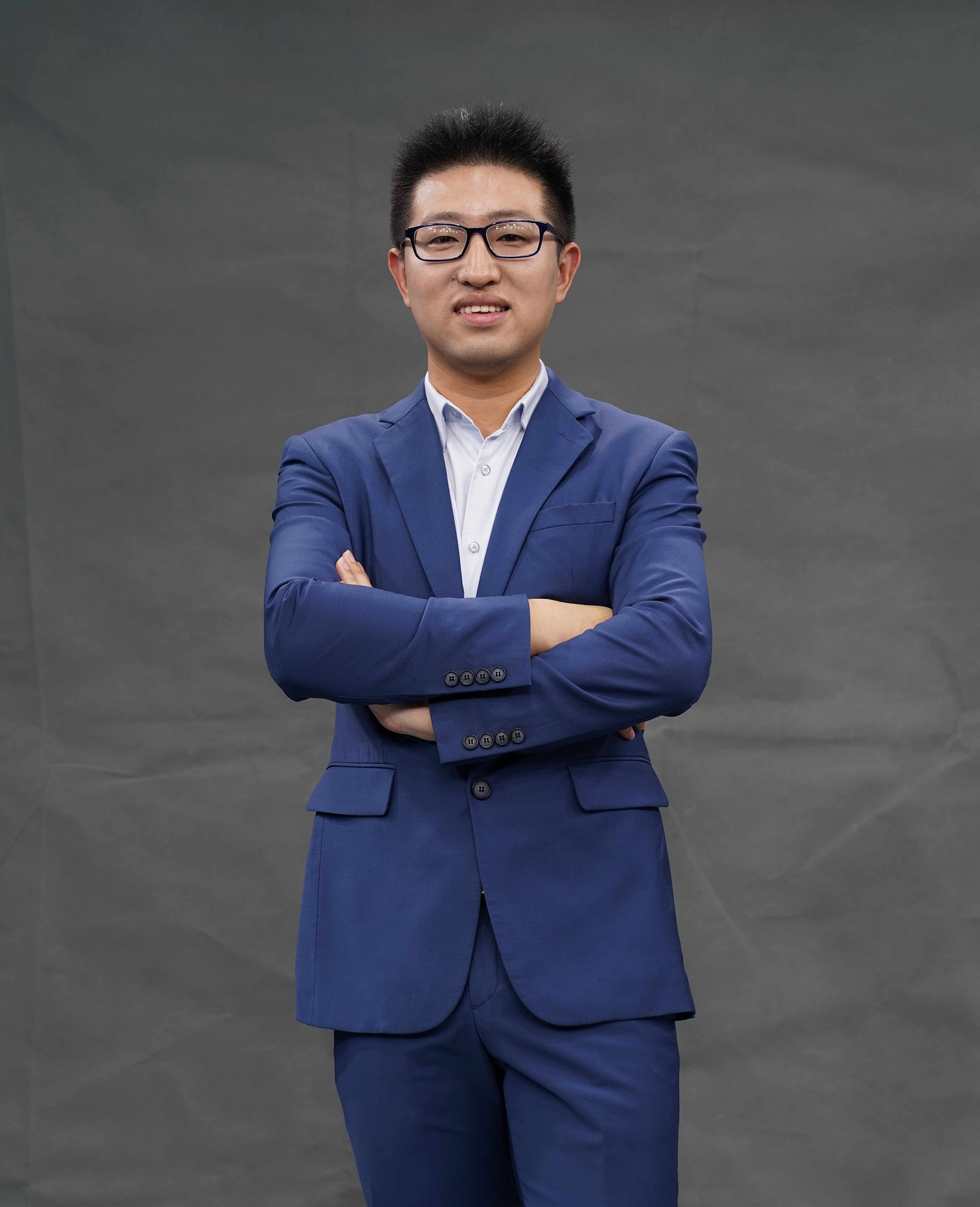 伍佳佳新媒体应用网群工作部主任宋伟摄影讲师程科摄影影视摄影与制作